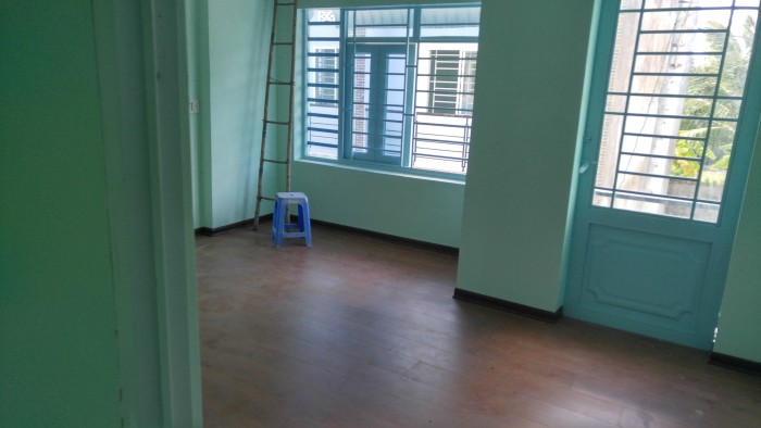 Bán gấp 2 căn nhà 1 trệt 1 lầu đường tx52 phường thạnh xuân quận 12