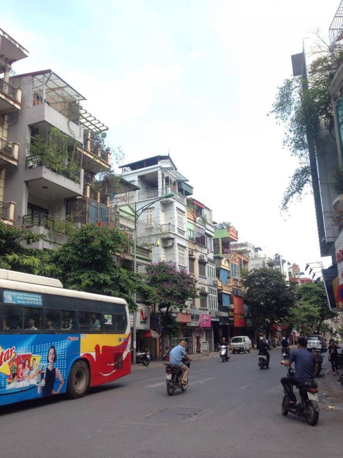 Bán nhà mặt phố Bạch Mại Hai Bà Trưng Hà Nội 300m2 cấp 4 mt 7m 57 tỷ