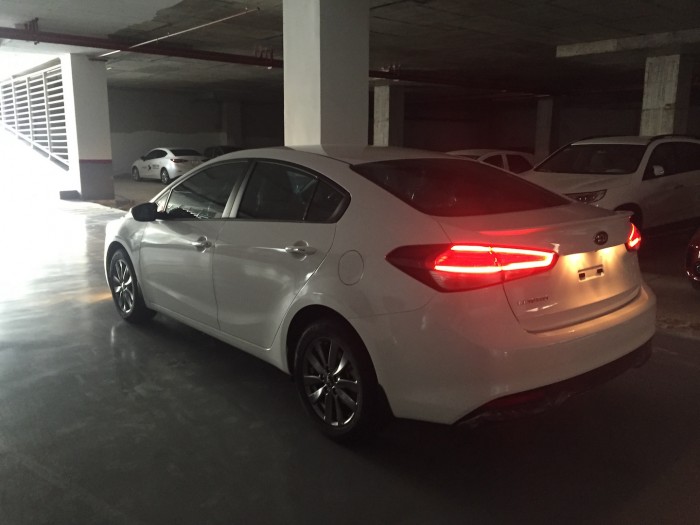 Chỉ với 130 triệu rinh xe về Cerato vê ngay