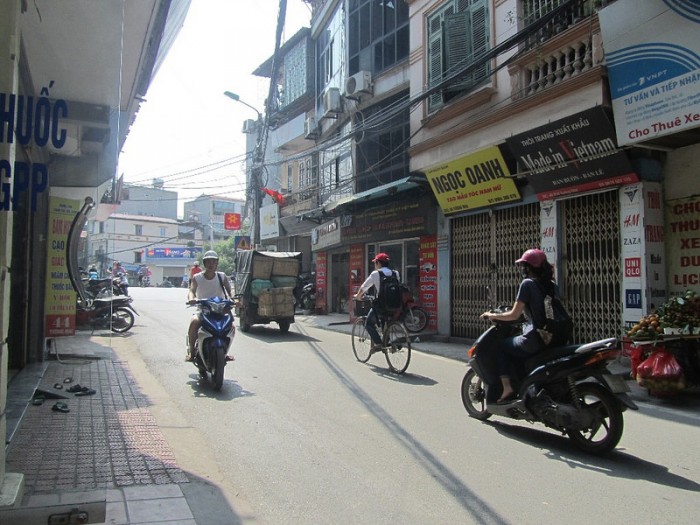 CHÍNH CHỦ cần bán nhà MP Giảng Võ 5 tầng Dt 37m vị trí cực đẹp
