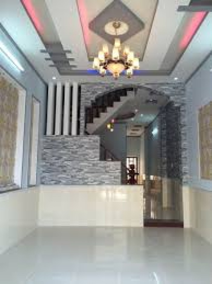 Nợ ngân hàng cần bán gấp nhà mới hẻm 3,5m đường Trần Văn Đang, phường 11, Q.3. DT : 3,3m x 15m. Giá 4,7 tỷ.
