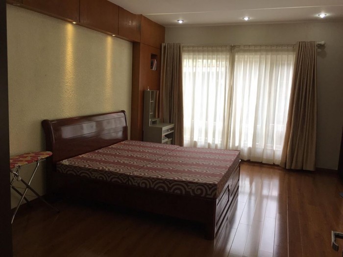 Khu sang, vỉa hè ô tô 9 tỷ Đội Cấn, 2 mặt thoáng, chủ thiện chí bán.