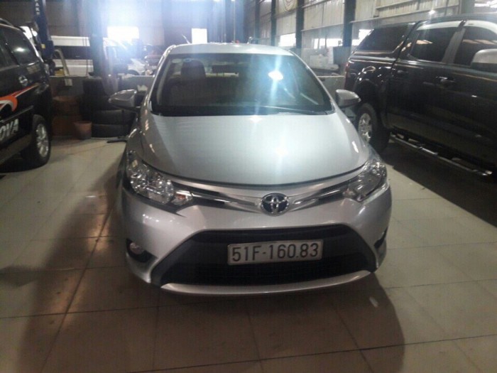 Bán Toyata Vios sx 2015 màu bạc