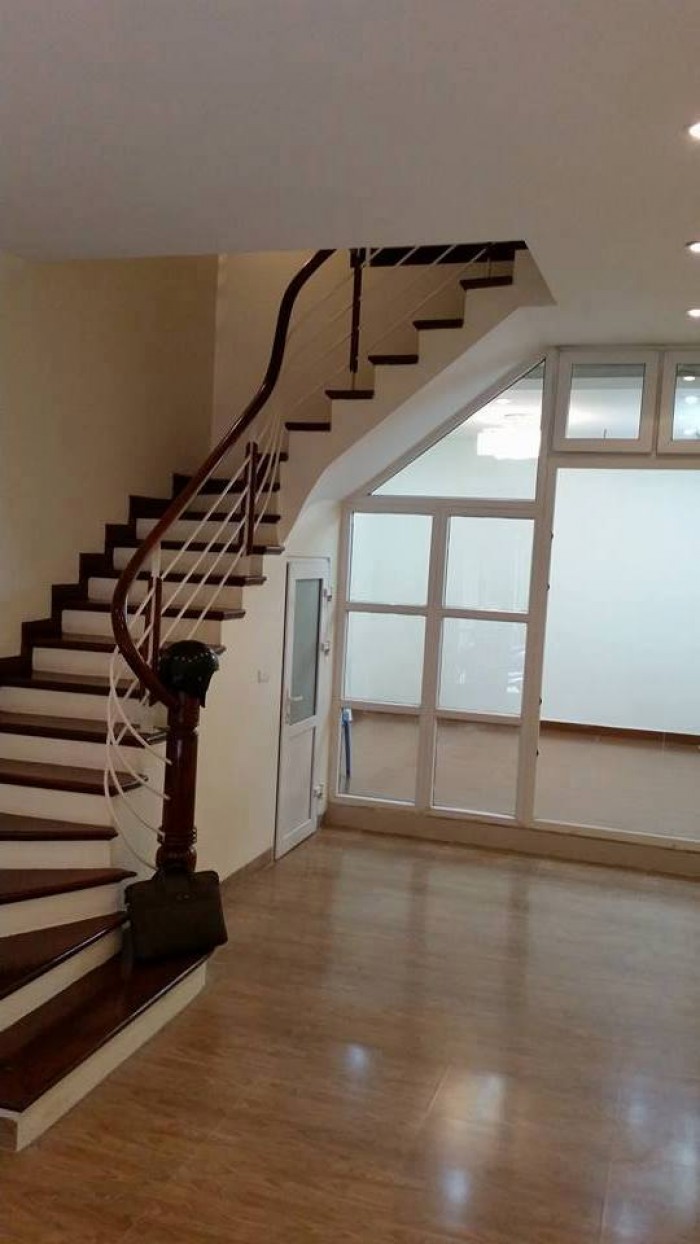 Bán Gấp Nhà Lê Trọng Tấn Thanh Xuân 40M2 Giá Chỉ 2.3 Tỷ