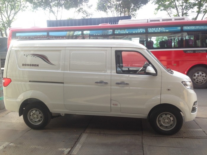 Xe tải X30 bán tải 995 kg, xe nội thành thành phố