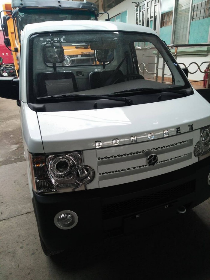 Bán xe tải chở đồ Dongben 900kg trả góp