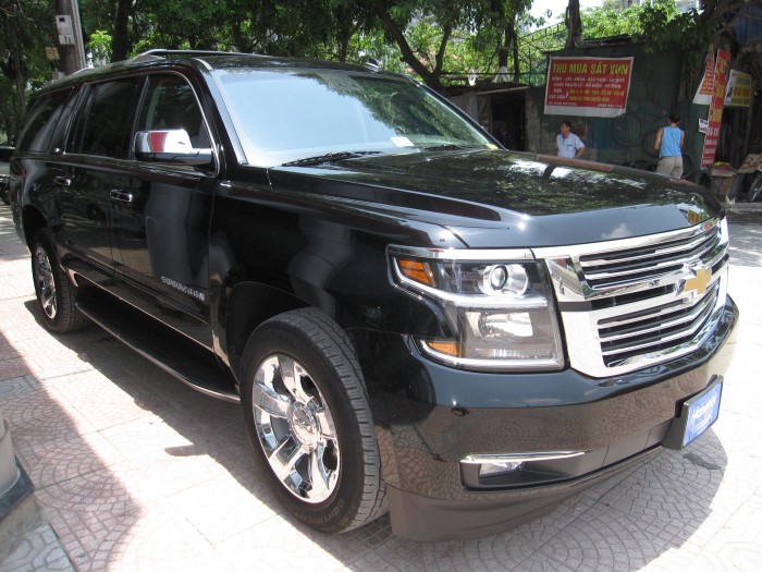 Bán xe Chevrolet Suburban 2017