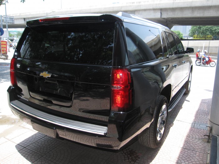 Bán xe Chevrolet Suburban 2017