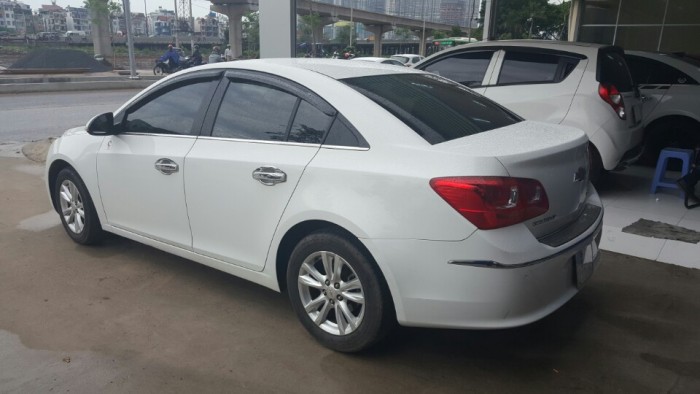 Cần thanh lý gấp Chevrolet Cruze LT 2016
