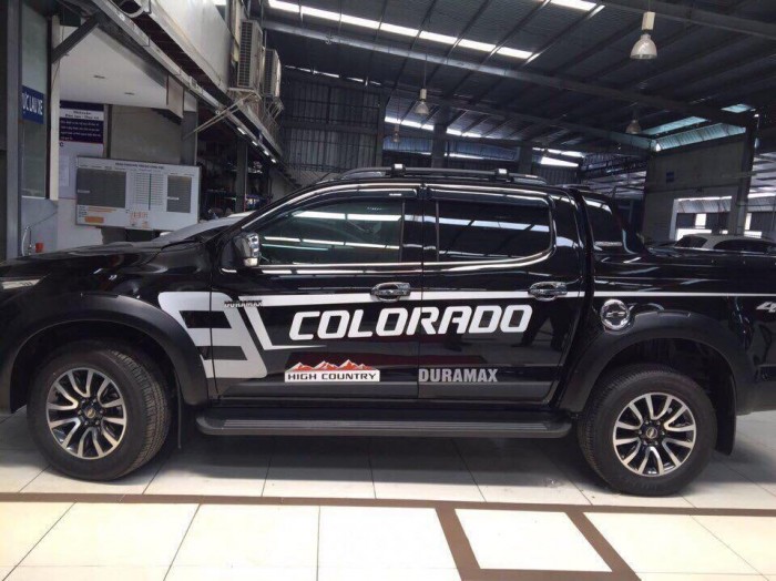 Cần bán Chevrolet Colorado Highcountry 2017 giá rẻ bất ngờ