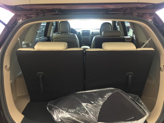 Bán xe Kia Sorento 2.2 DATH chỉ từ 190 triệu, trả góp 85%. Đủ màu giao xe ngay