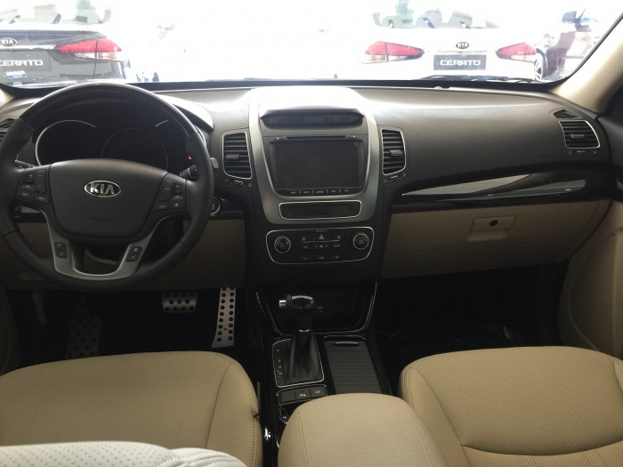 Bán xe Kia Sorento 2.2 DATH chỉ từ 190 triệu, trả góp 85%. Đủ màu giao xe ngay