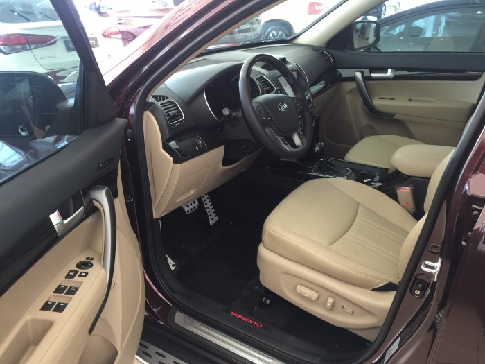 Bán xe Kia Sorento 2.2 DATH chỉ từ 190 triệu, trả góp 85%. Đủ màu giao xe ngay