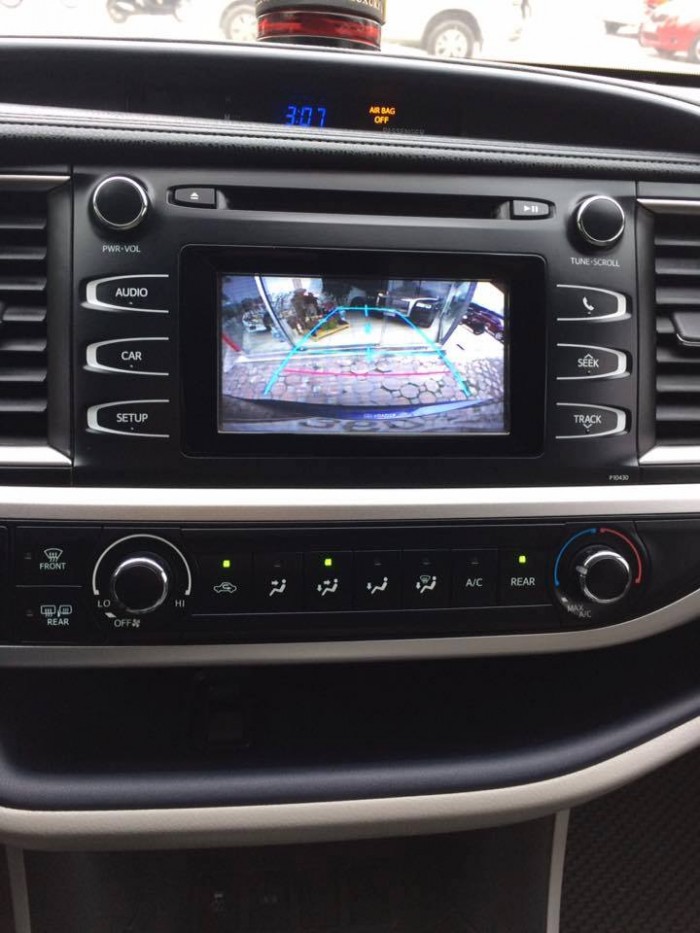 Toyota Highlander 2.7Le Xanh Nhạt 2014 Xe Chạy 30000 Km,