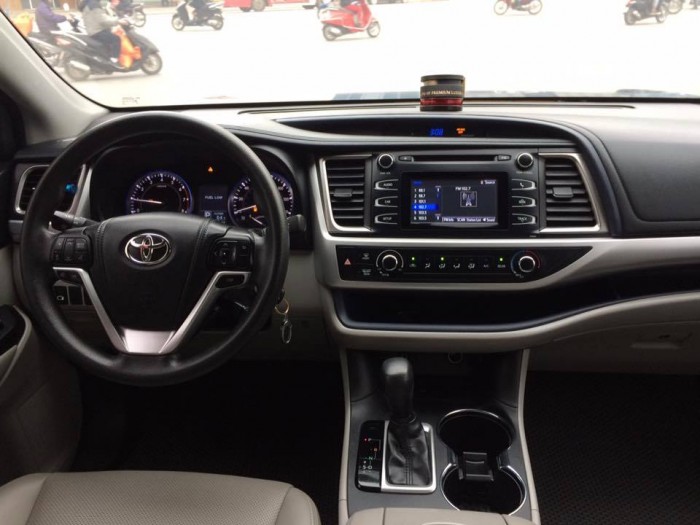 Toyota Highlander 2.7Le Xanh Nhạt 2014 Xe Chạy 30000 Km,