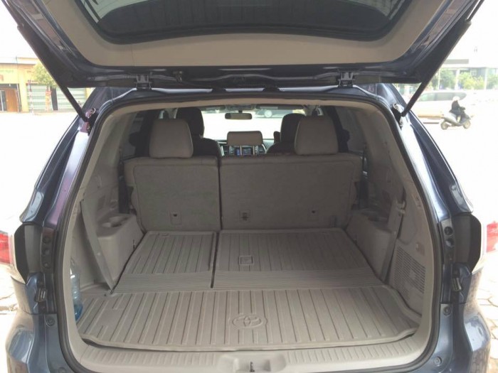 Toyota Highlander 2.7Le Xanh Nhạt 2014 Xe Chạy 30000 Km,