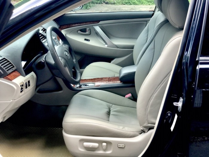 Bán xe TOYOTA CAMRY 2.4G sản xuất 2008, màu đen xe cực chất