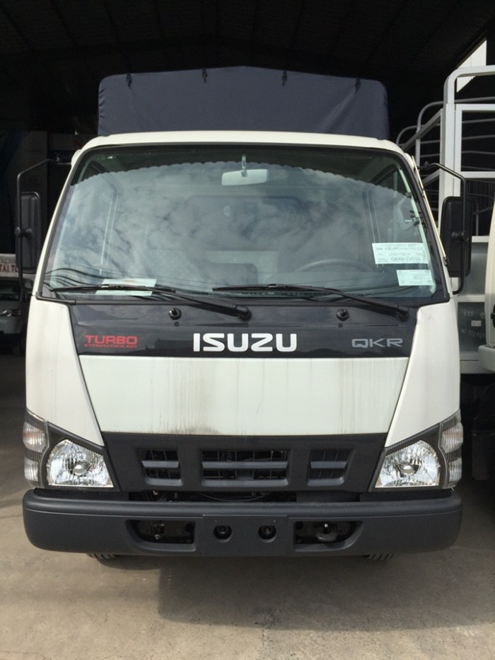 Xe Isuzu 2.2T Thùng mui bạc