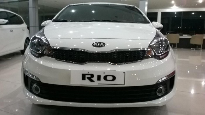 Kia Phạm Văn Đồng bán Kia Rio giá tốt nhất .Xe mới 100% tại Hà Nội, hỗ trợ giá lăn bánh kịch sàn.