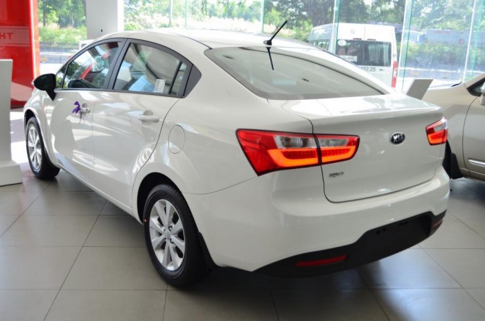 Kia Phạm Văn Đồng bán Kia Rio giá tốt nhất .Xe mới 100% tại Hà Nội, hỗ trợ giá lăn bánh kịch sàn.