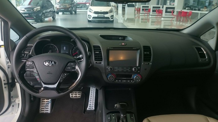 Kia Phạm Văn Đồng bán Kia Cerato 2.0 số tự động. Giá ĐẶC BIỆT  trong 5 ngày vàng.