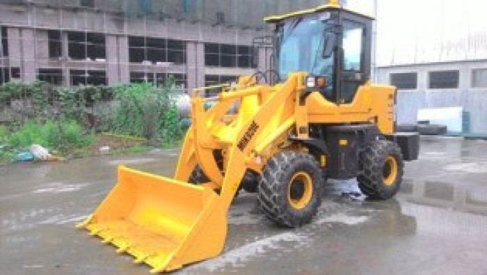 Bán xe nâng tại Đà Nẵng, bán xe chuyên dụng xe xây dựng