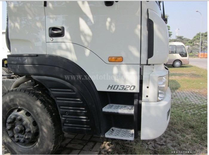Giá xe tải Hyundai HD320-19Tấn Thùng mui bạt dài 9,6M nhập khẩu 2016