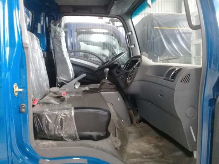 Veam VT200 2 tấn tặng ngay mui lướt gió chính hãng, khuyến mãi 100% phí trước bạ khi mua xe.