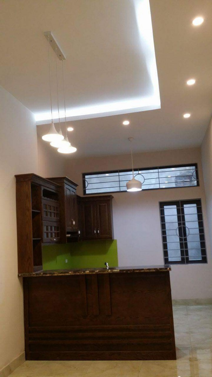 Nhà mặt ngõ Minh Khai, 4 tầng, 34m2, đẹp,giá hợp lý, dọn đồ về ở luôn.