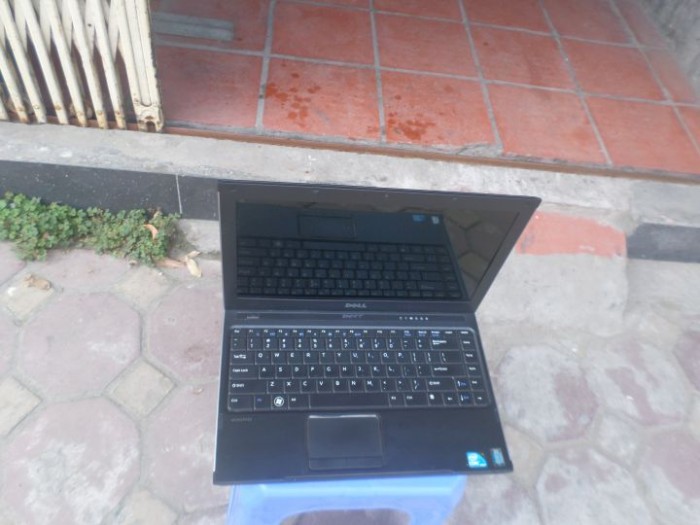 dell vostro v130, intel core i3, laptop doanh nhân, vỏ nhôm