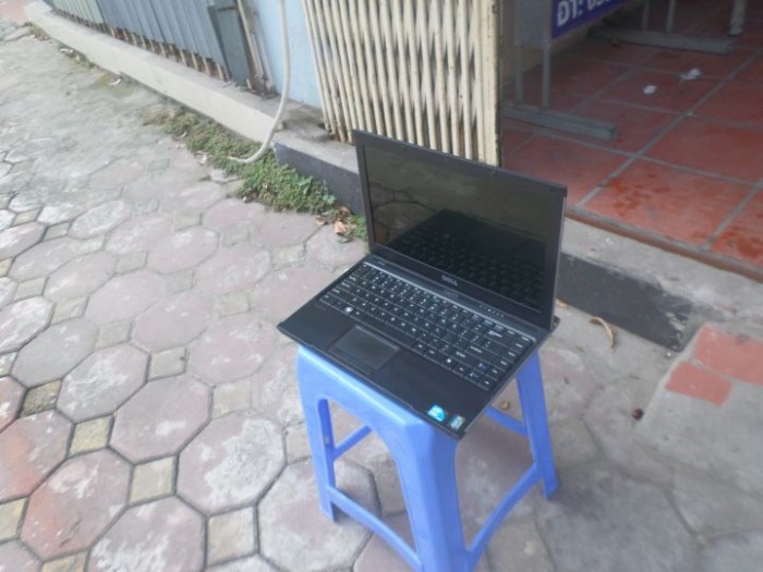 dell vostro v130, intel core i3, laptop doanh nhân, vỏ nhôm