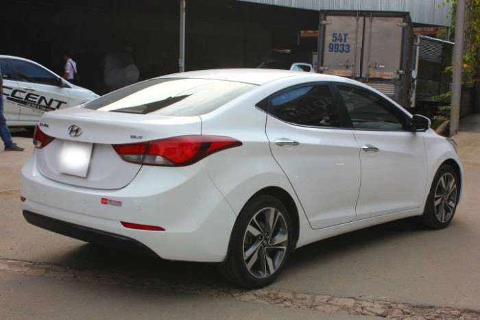 Bán Hyundai Elantra GLS 1.6AT 2014 nhập khẩu nguyên chiếc bstp