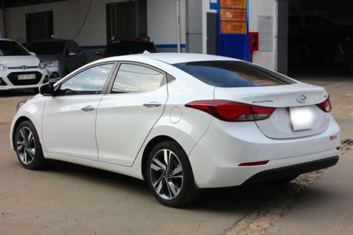 Bán Hyundai Elantra GLS 1.6AT 2014 nhập khẩu nguyên chiếc bstp