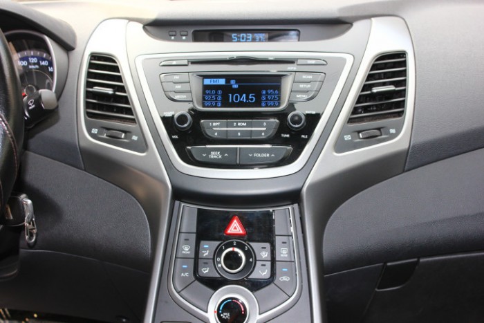 Bán Hyundai Elantra GLS 1.6AT 2014 nhập khẩu nguyên chiếc bstp
