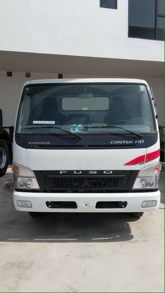 Bán xe tải Canter 8.2HD, Tải trọng 5 tấn, Chỉ với 300 triệu trả trước, lấy xe ngay