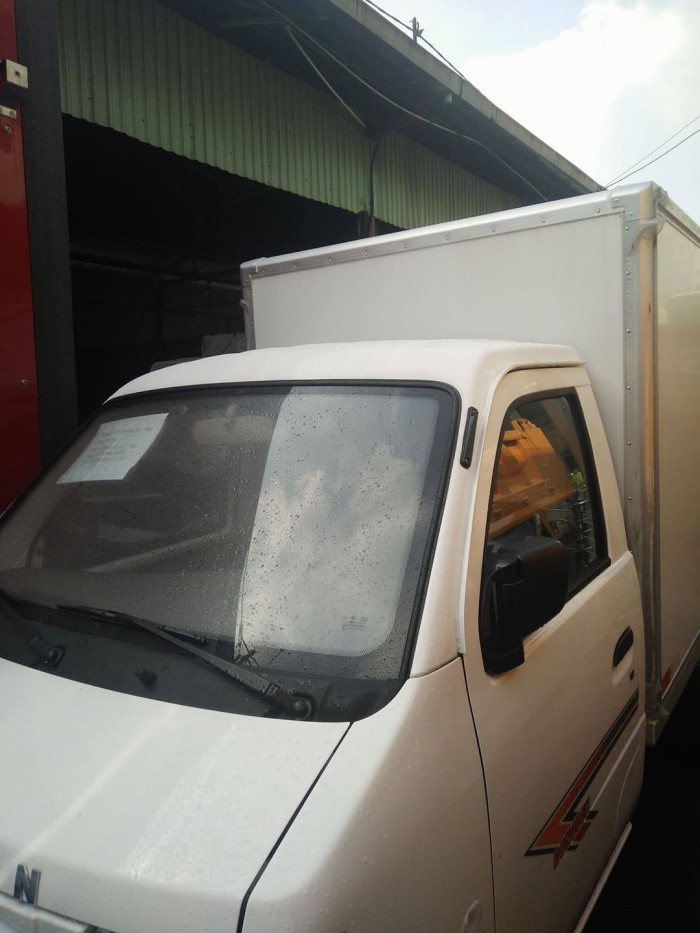 Xe tải Dongben thùng kín 780kg, trả góp 80%