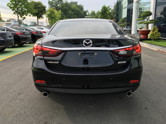 Mazda 6 F/L 2017 Ưu Đãi Cực Khủng Trong Tháng 6