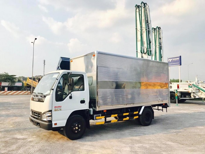 ISUZU QKR55H - thùng kín 1 tấn 9. Giá tốt nhất miền Nam