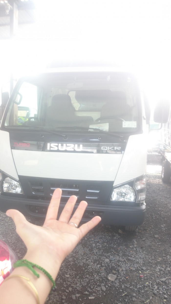 Xe tải ISUZU 1.4 tấn 3 chỗ