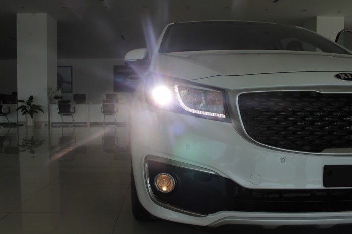Chỉ cần 250 triệu có ngay xe Kia Sedona