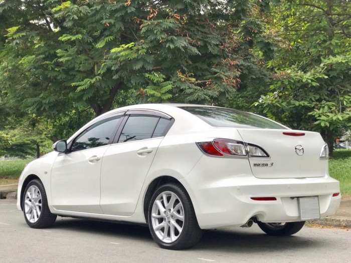 HOT màu trắng - Mazda 3 đời 2012 ĐẸP HIẾM THẤY