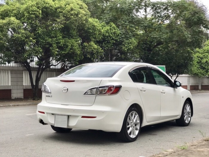 HOT màu trắng - Mazda 3 đời 2012 ĐẸP HIẾM THẤY