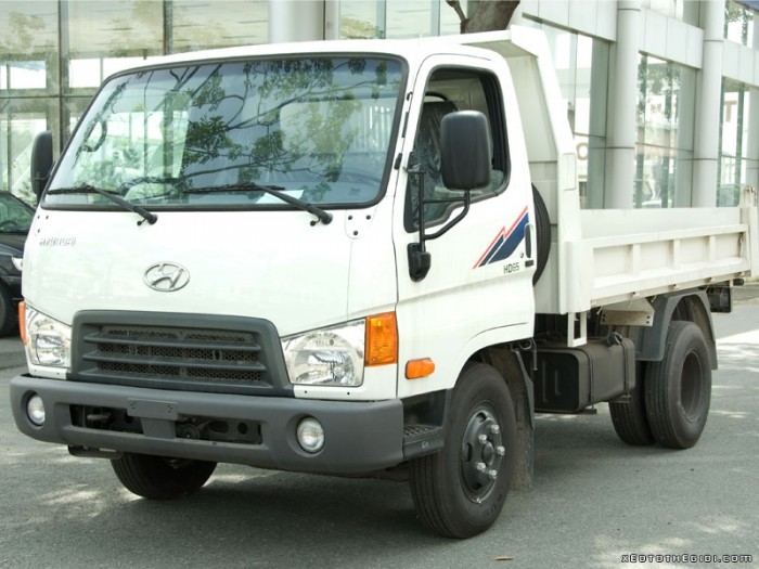 Bán Ôtô tải tự đổ 2,5Tấn Hyundai HD65 sản xuất 2017. Bán giá gốc chính hãng