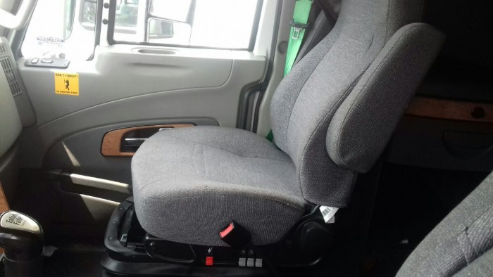 Đầu Kéo Hoàng Huy, Động cơ MaxxForce