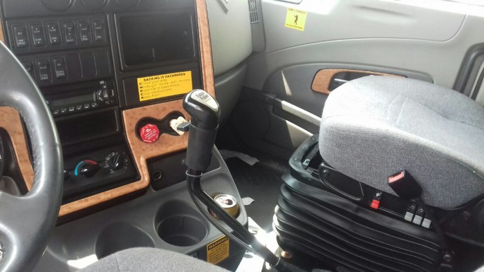Đầu Kéo Hoàng Huy, Động cơ MaxxForce