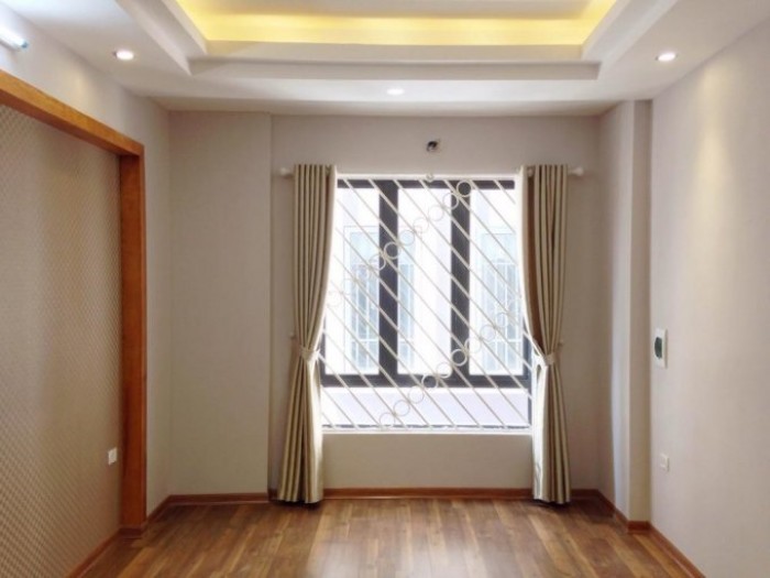 Bán Nhà PL 35m2*4T có 3PN ô tô Sát Nhà Đa Sỹ - Hà Trì 1.7 Tỷ