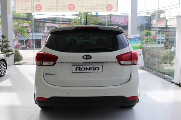 Khuyến mãi mua xe Kia Rondo 2017