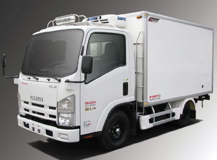 Xe tải isuzu1.4- 1.9 tấn giao xe ngay