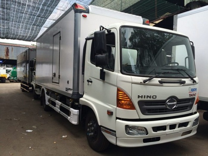 HINO FG thùng dài 8,6m cần thanh lý