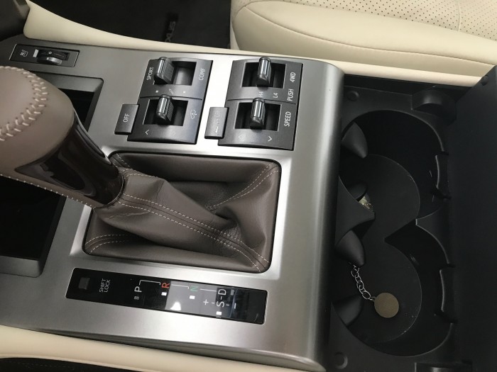 Bán Lexus Gx460 màu trắng sản xuất 2016 đắng ký 2016 bản đủ xe đẹp
